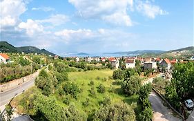 Apartmani Livaja